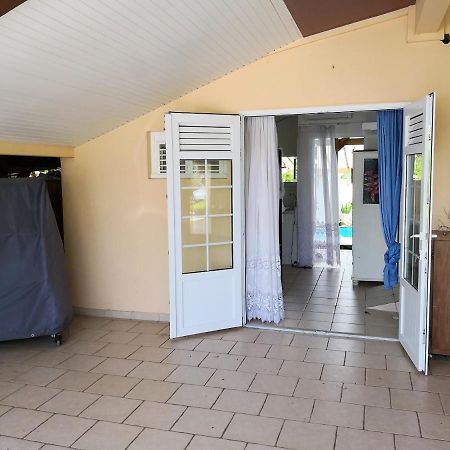 Appartement Moderne A Le Lamentin Avec Piscine Partagee 20M² 外观 照片