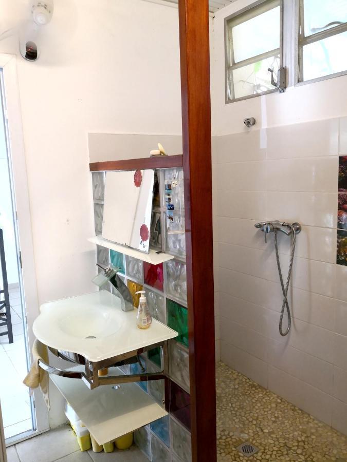 Appartement Moderne A Le Lamentin Avec Piscine Partagee 20M² 外观 照片